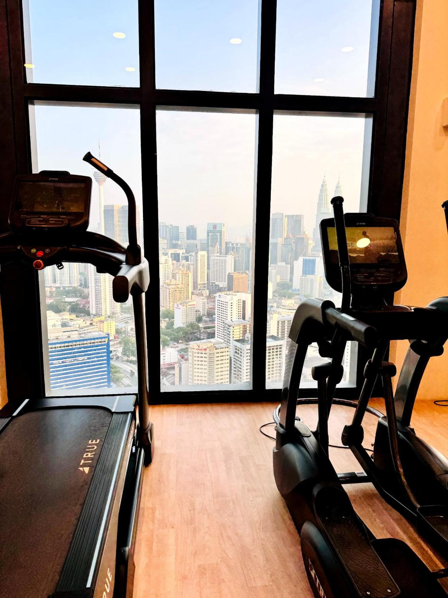 Lucantia Serviced Suites クアラルンプール エクステリア 写真